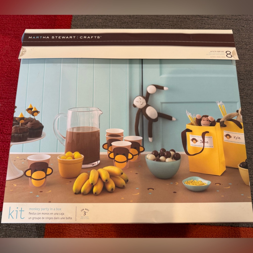 Martha Stewart Crafts Monkey Party Kit